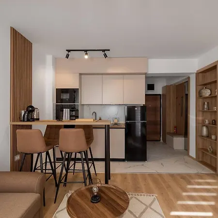 Centrally Located Cozy Oasis Do *